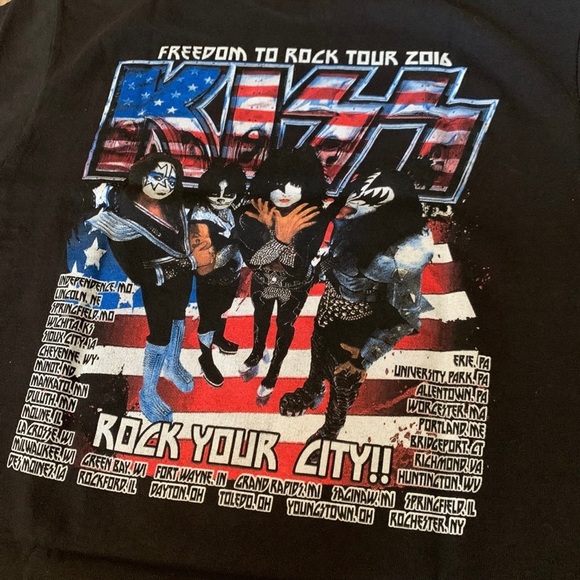 Kiss “rock your city freedom to rock tour - Picture 4 of 9